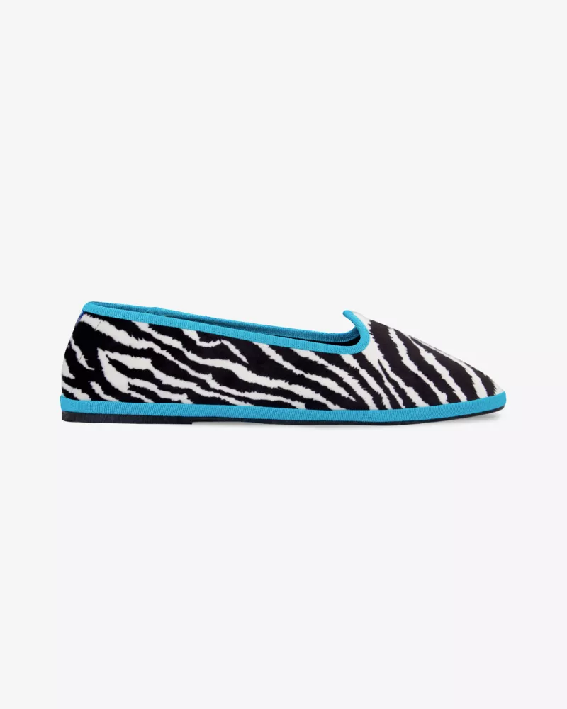 Furlanes in zebra print
entirely made by hand in Italy (Venice/Friuli)