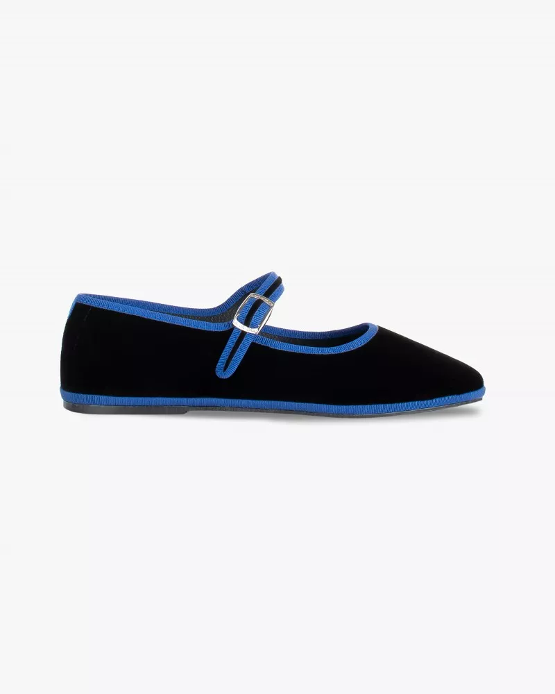 Mary Janes Furlanes in black velvet with Blue trim
entirely made by hand in Italy (Venice/Friuli)