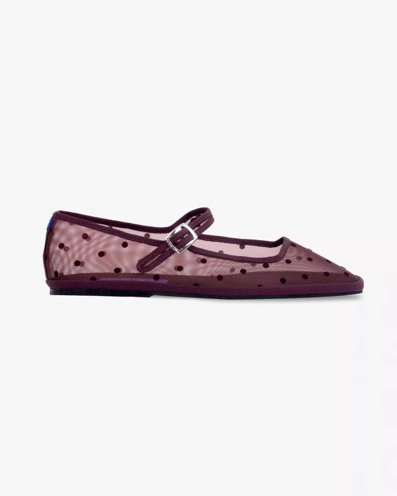 Furlanes Mary Janes in Burgundy mesh with dots pattern and square toe
entirely made by hand in Italy (Venice/Friuli)