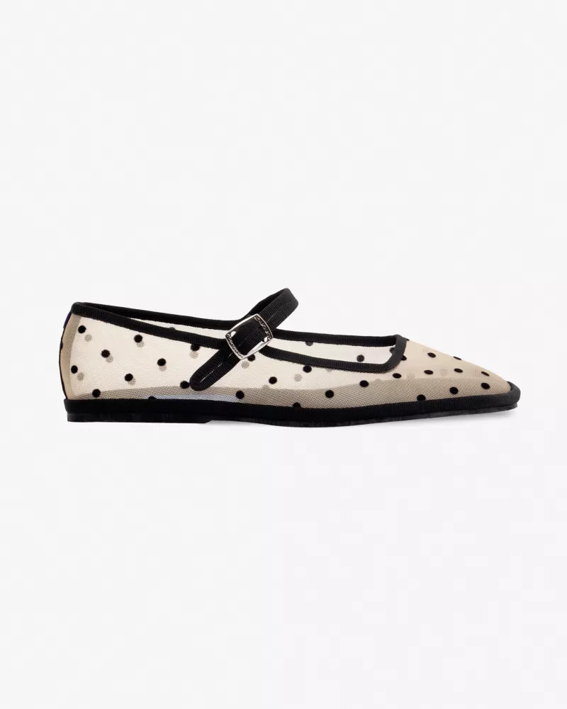 Furlanes Mary Janes in Beige mesh with dots pattern and square toe
entirely made by hand in Italy (Venice/Friuli)