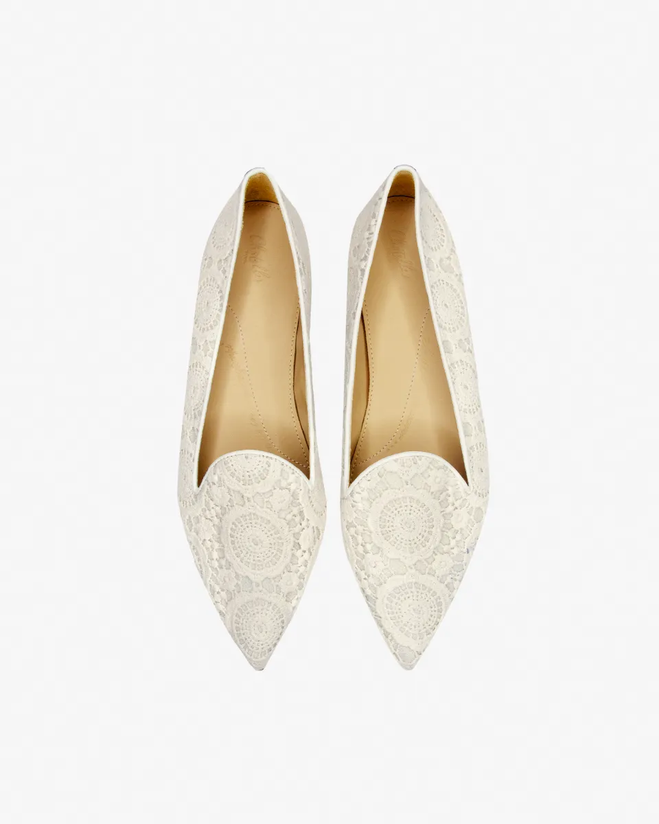 White Lace pointy slippers