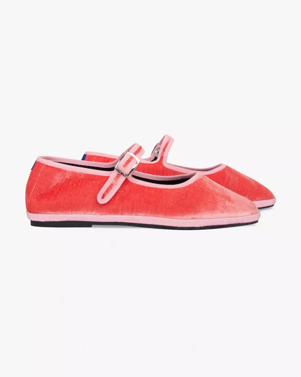 Mary Janes Furlanes in Pink velvet with Light Pink trim
entirely made by hand in Italy (Venice/Friuli)
