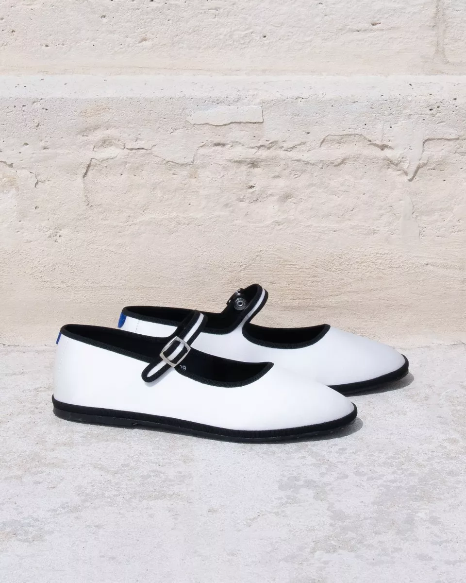 Mary Janes Furlanes in white satin
entirely made by hand in Italy (Venice/Friuli)