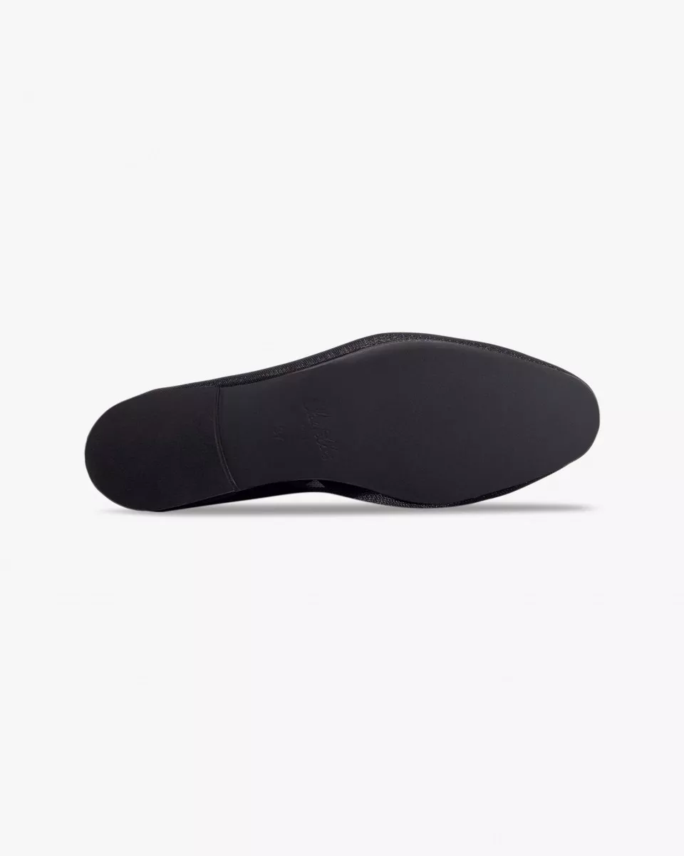 Slippers in Black mesh with a square toe