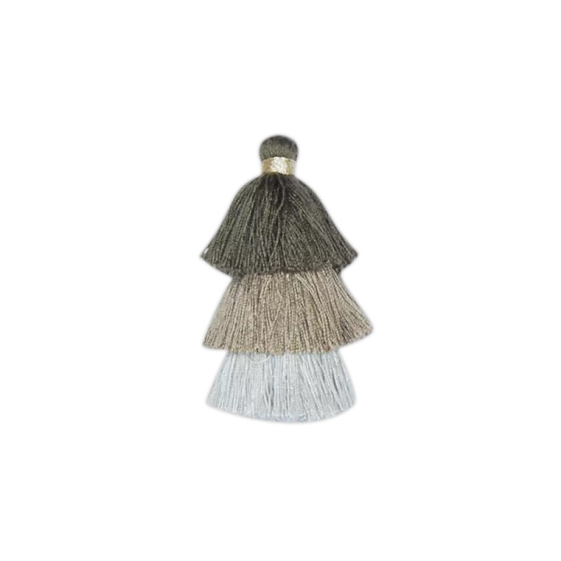 Pair of interchangeable clips with triple pompons