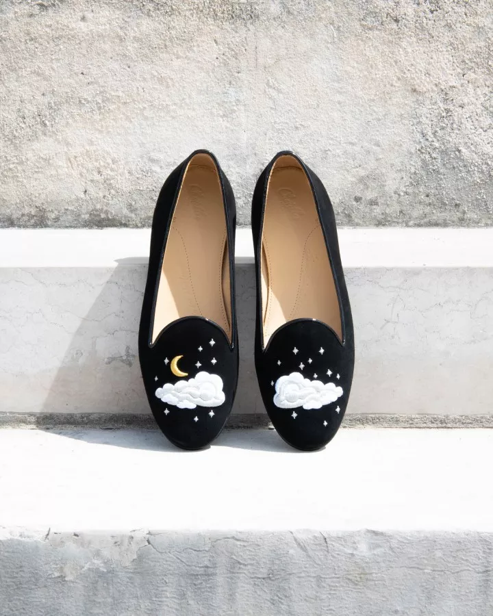 Black suede slippers with 3D cloud embroideries