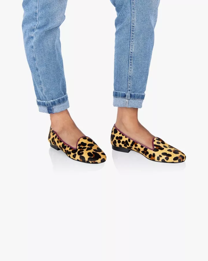 Jungle leopard print fur slippers