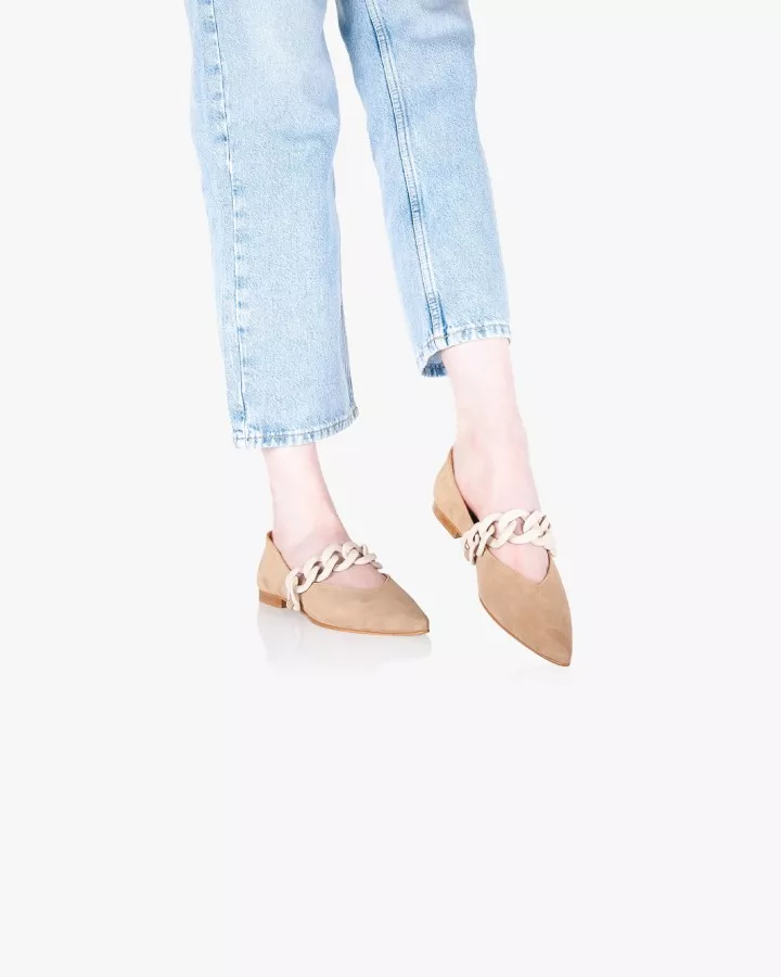 Sand suede pointy slippers with sand chain