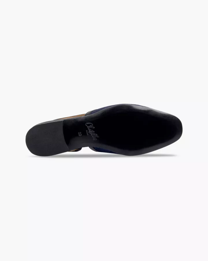 Slingback in navy suede with patent leather toe cap
