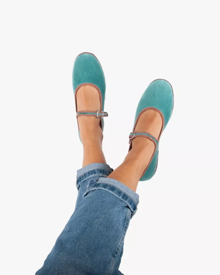 Mary Janes Furlanes in petrol velvet
entirely made by hand in Italy (Venice/Friuli)