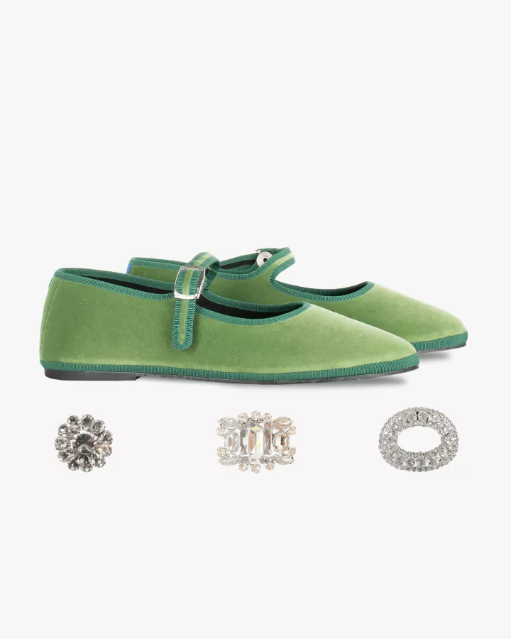 Mary Janes Furlanes in sage green velvet
entirely made by hand in Italy (Venice/Friuli)