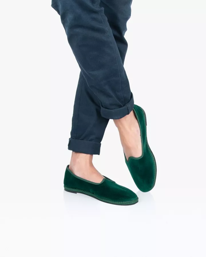 Imperial green velvet and trimming
Made by hand in Italy (Venice/Friuli)
