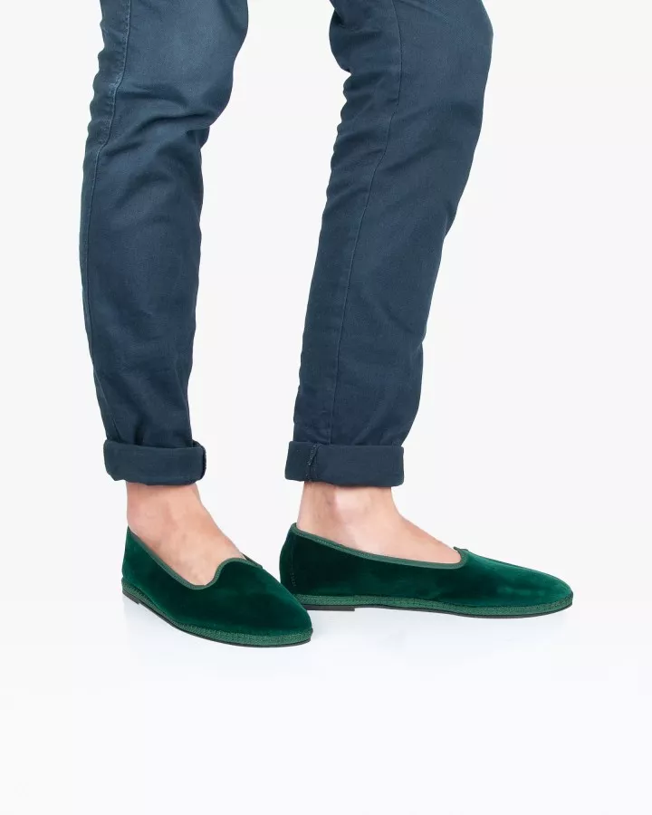 Imperial green velvet and trimming
Made by hand in Italy (Venice/Friuli)
