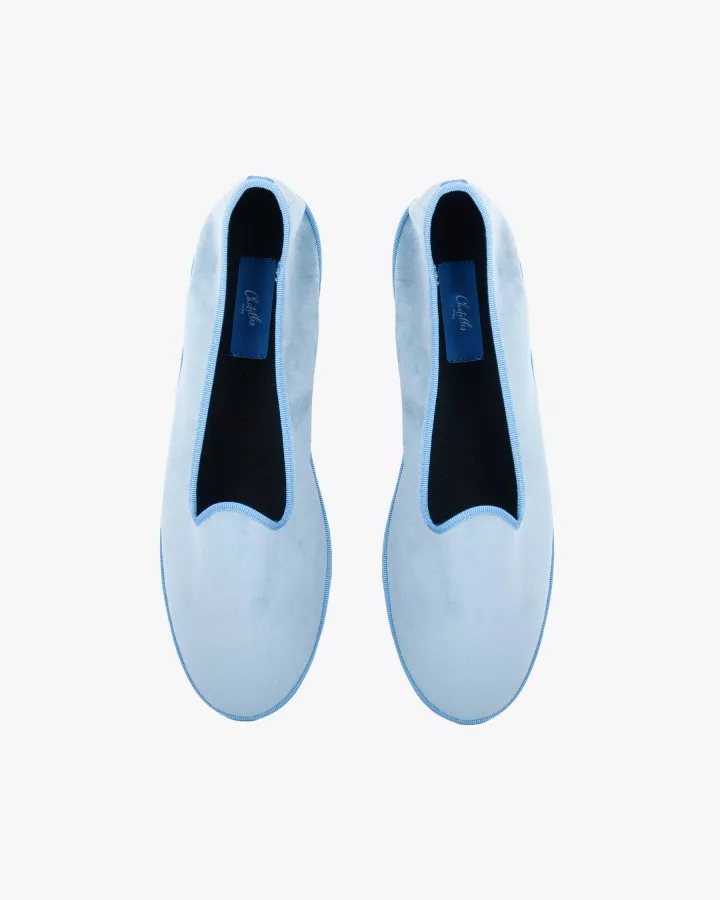 Light blue velvet
entirely made by hand in Italy (Venice/Friuli)