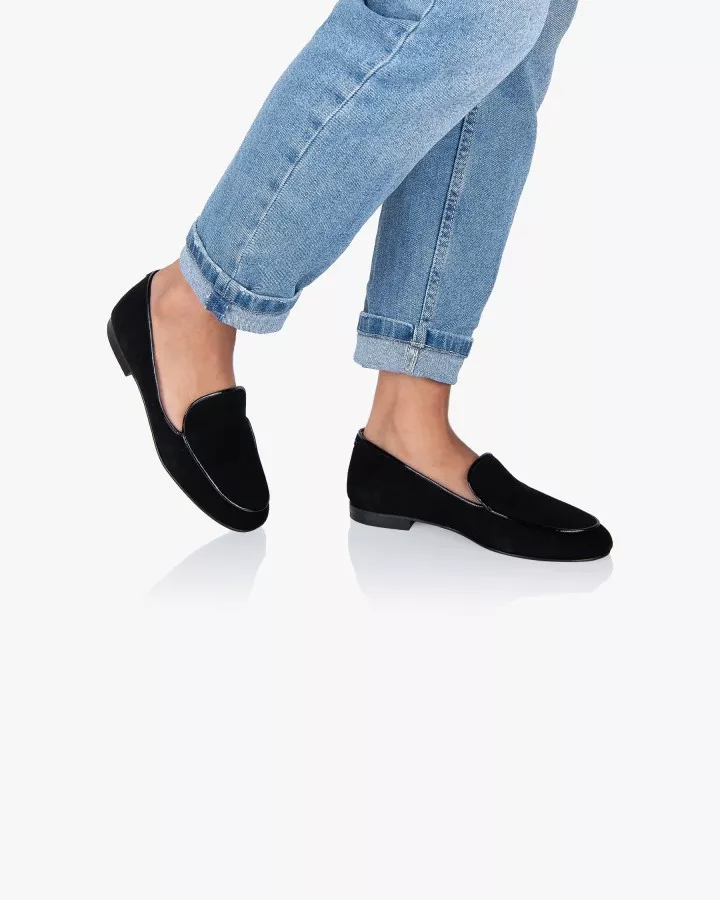 Midnight black suede mocassins