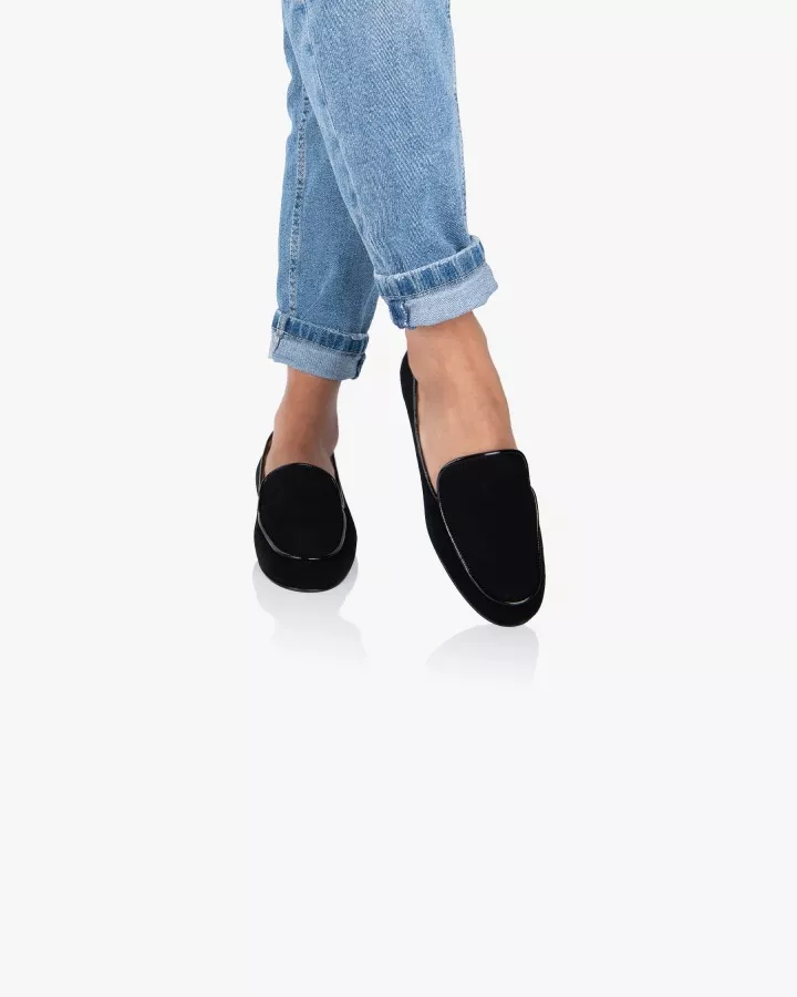 Midnight black suede mocassins
