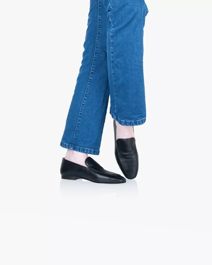 Midnight black leather mocassins
