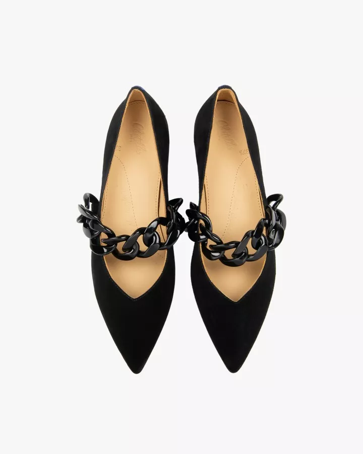 Black suede pointy slippers with black chain