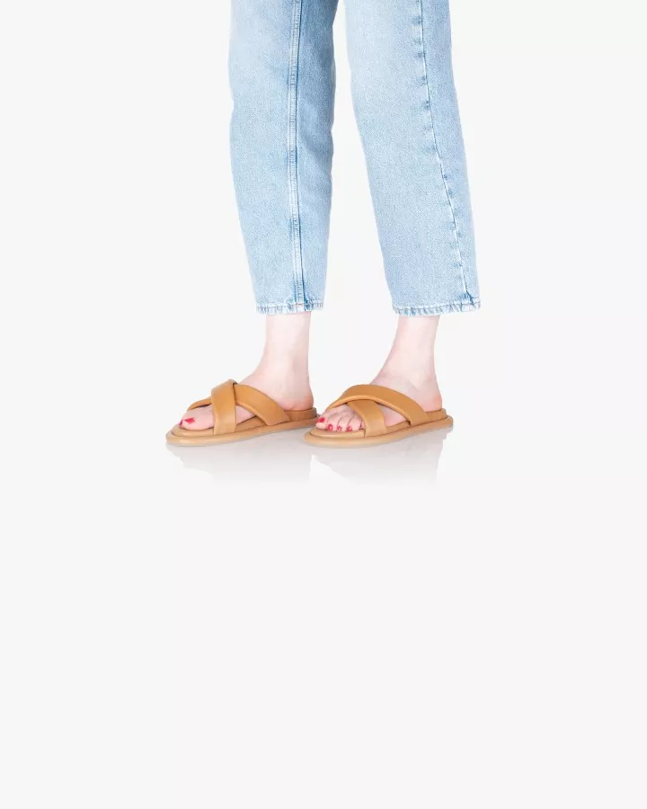 Sandals in Camel leather