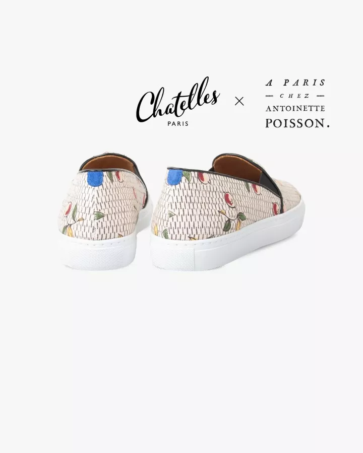 Cream White canvas slip-on with berry patterns