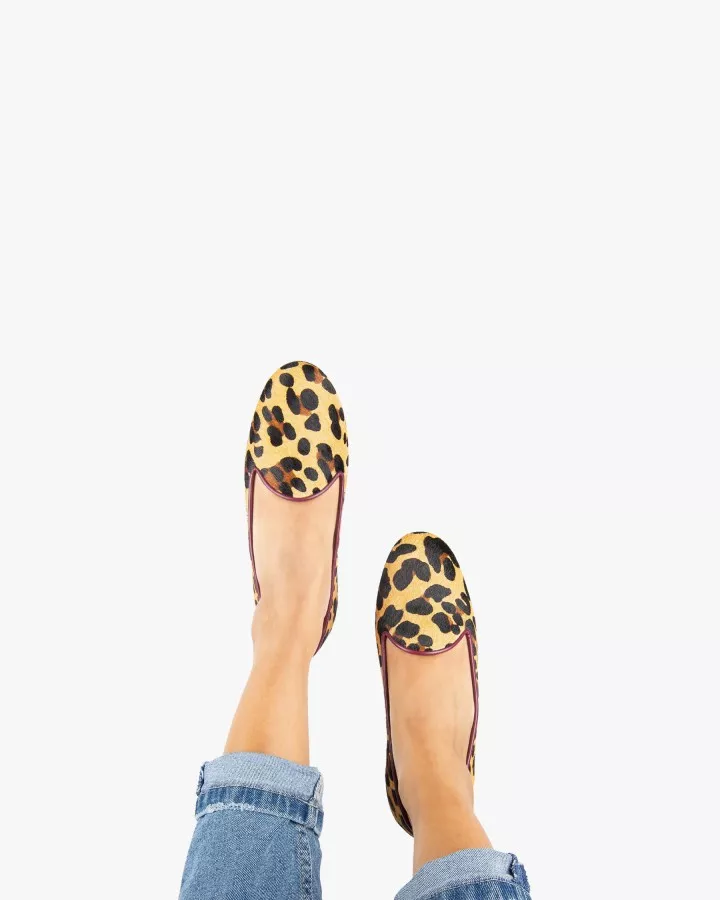 Jungle leopard print fur slippers