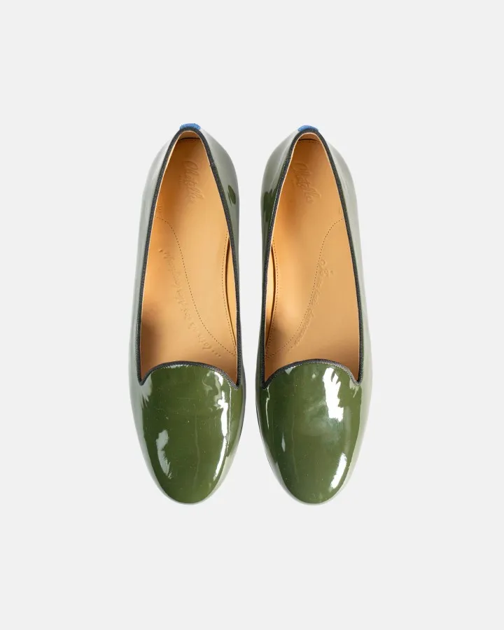 Varnished leather slippers with 3 interchangeables accessories