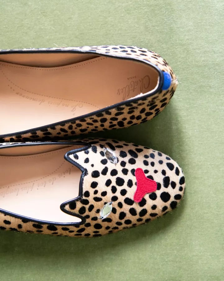 Leopard print fur slippers