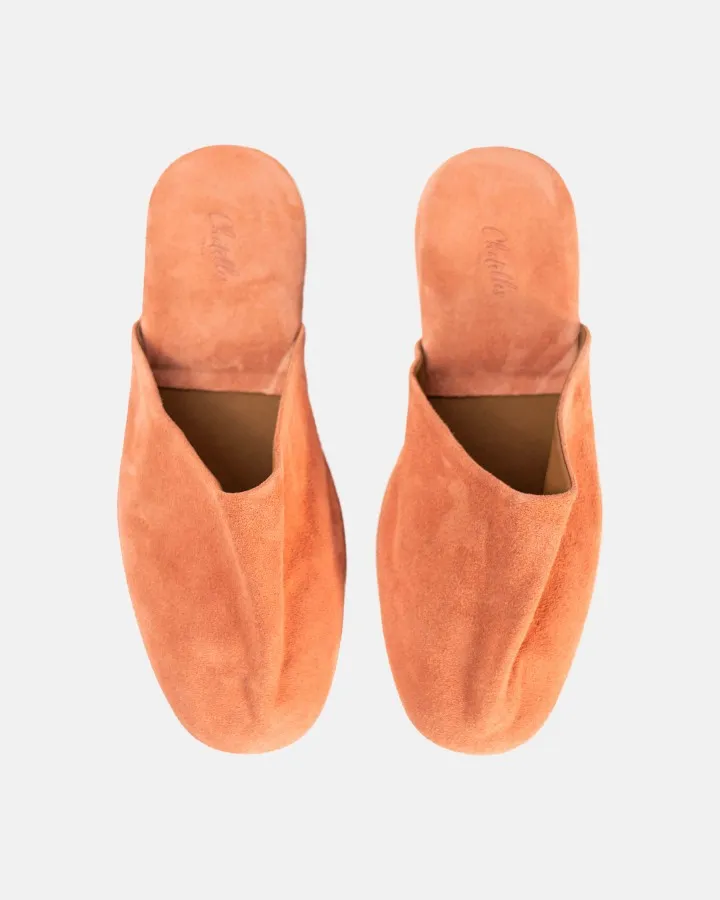 Indoor slippers in Pink Daim with case