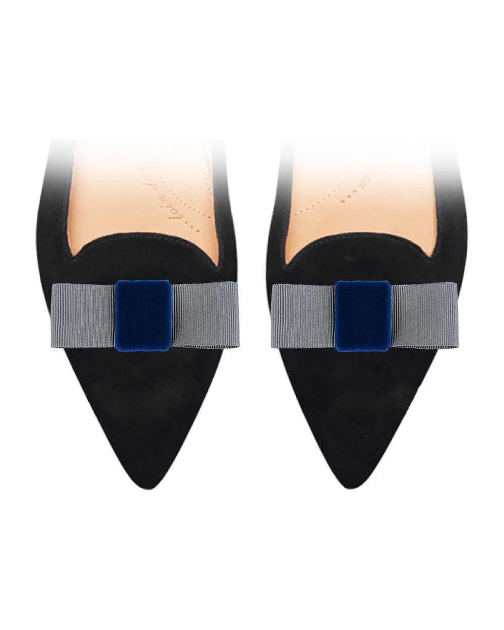 Mini Bow Grey sur chaussure