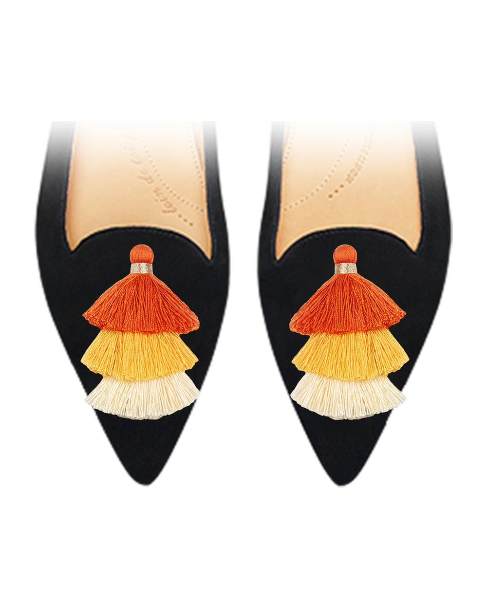 Triple Pompons Orange sur chaussure